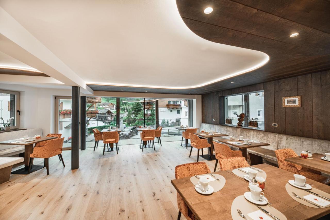 Garni Hotel Miara - Your Dolomites Home Selva di Val Gardena Exterior photo